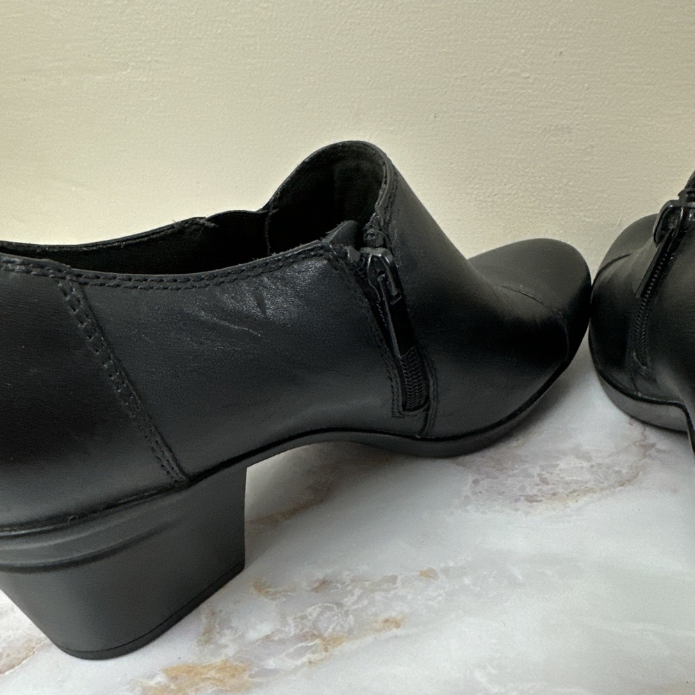 Clarks Collection Emslie Warren Leather Booties Women's 9.5 Comfort Black NEW - Picture 5 of 7